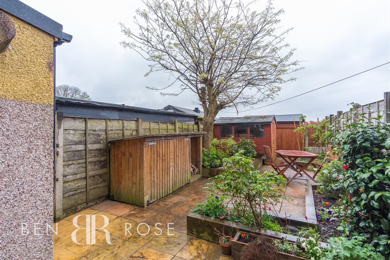 2 bed property in Wigan Lane, Chorley